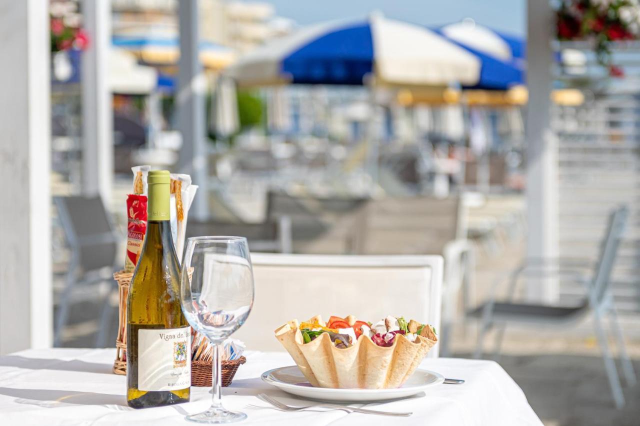 Hotel Adria Milano Marittima Dış mekan fotoğraf