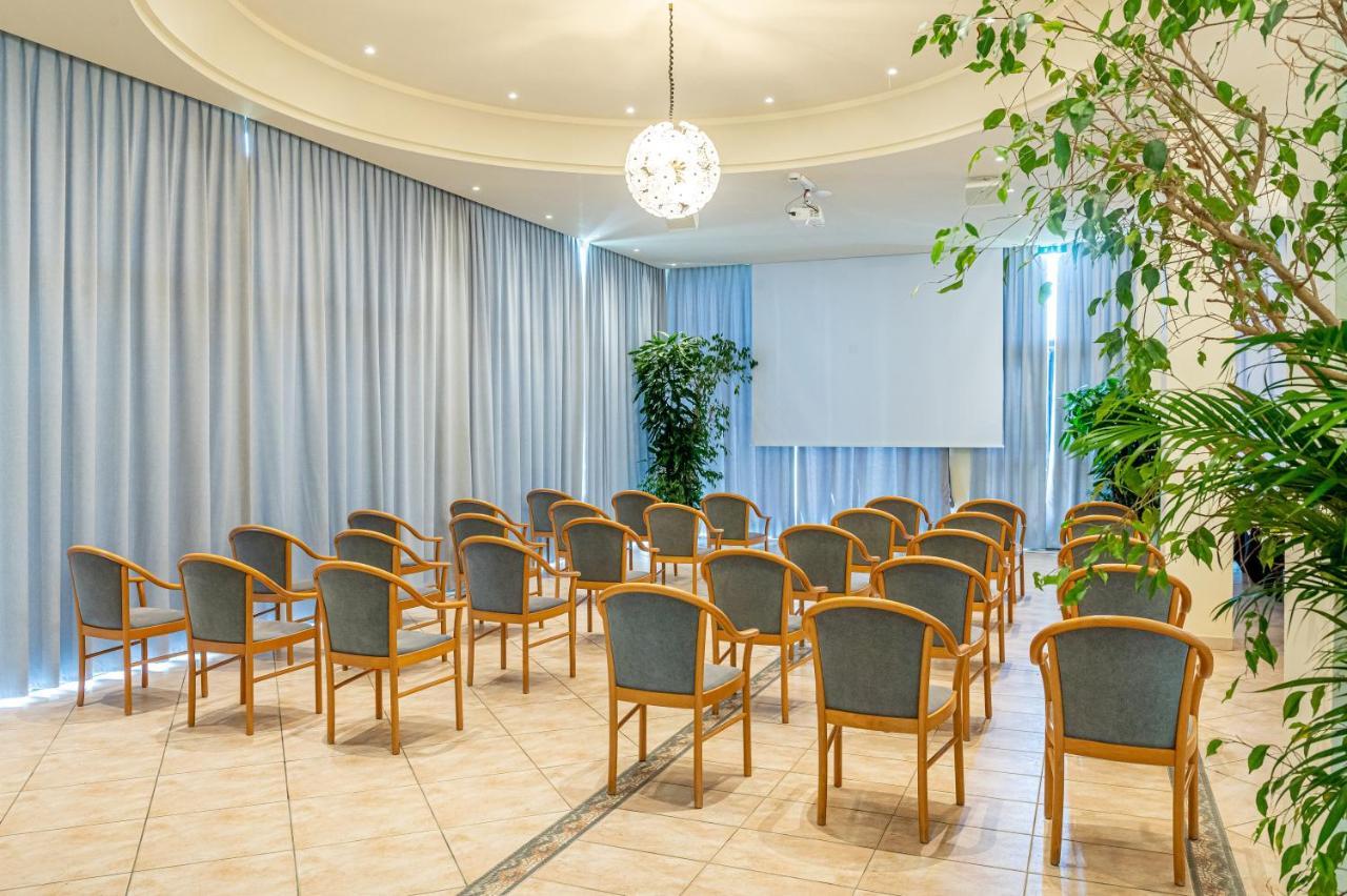 Hotel Adria Milano Marittima Dış mekan fotoğraf