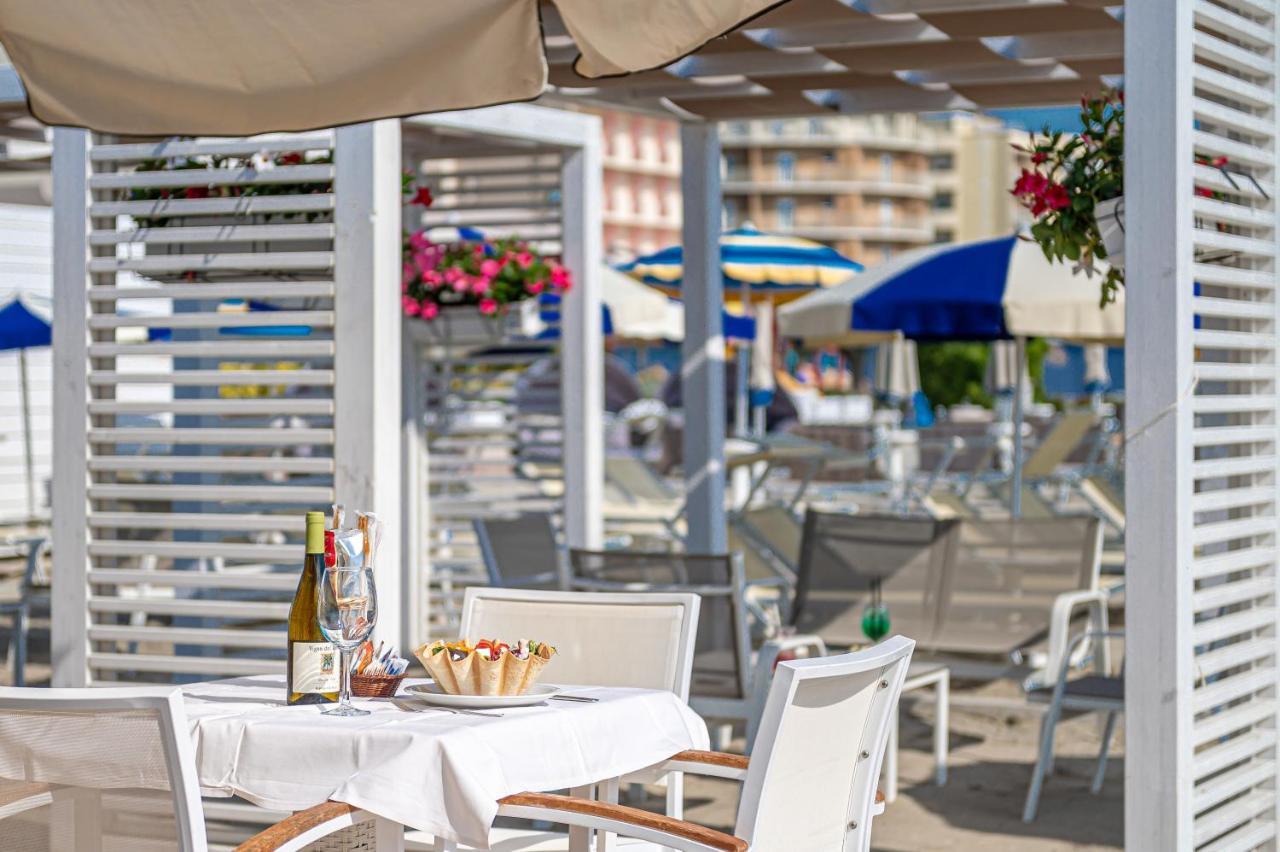 Hotel Adria Milano Marittima Dış mekan fotoğraf