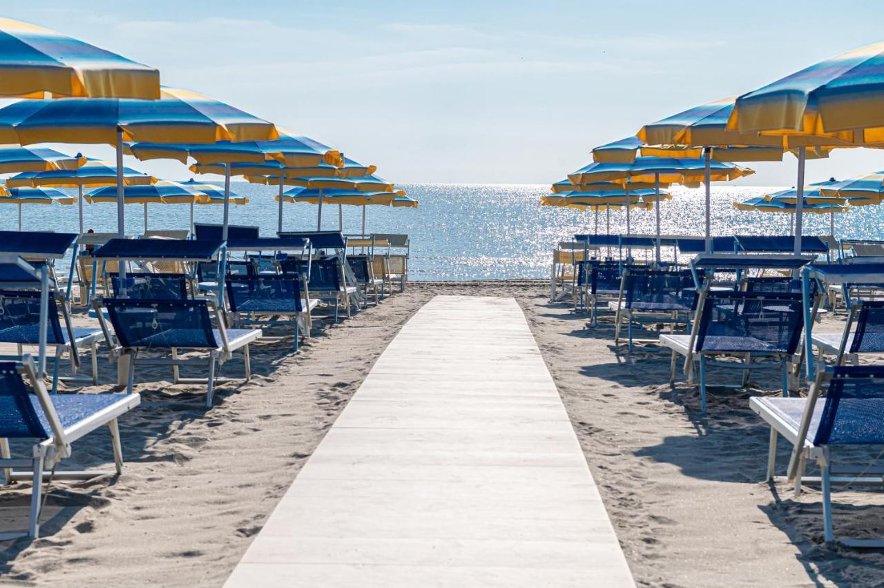 Hotel Adria Milano Marittima Dış mekan fotoğraf