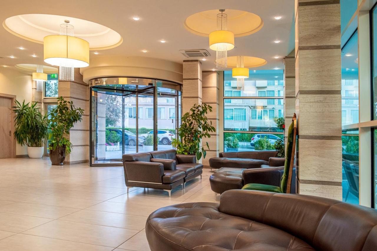 Hotel Adria Milano Marittima Dış mekan fotoğraf