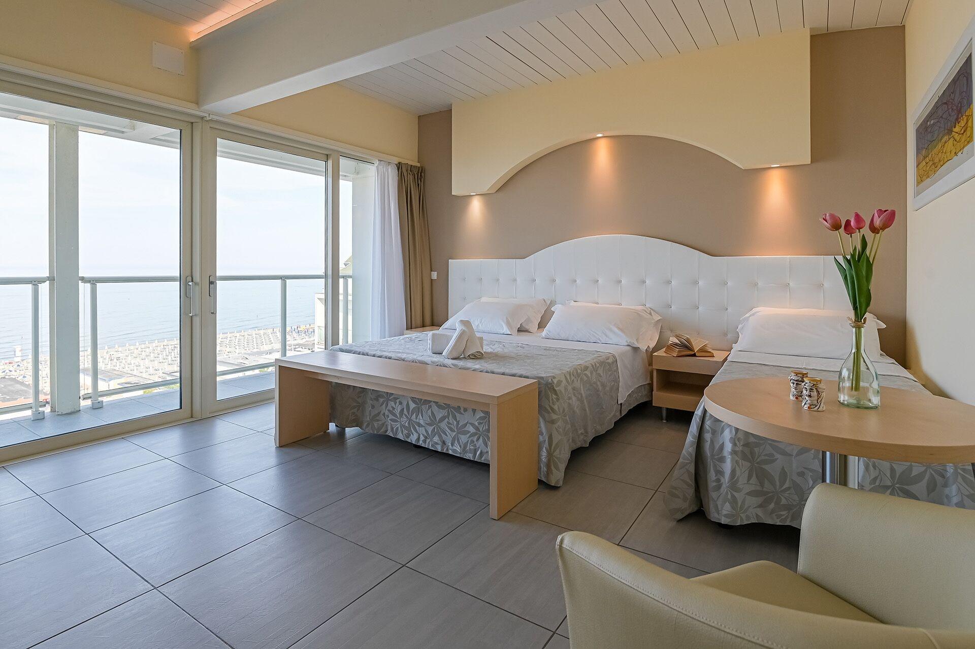 Hotel Adria Milano Marittima Dış mekan fotoğraf
