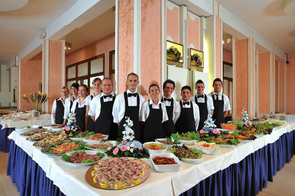 Hotel Adria Milano Marittima Dış mekan fotoğraf
