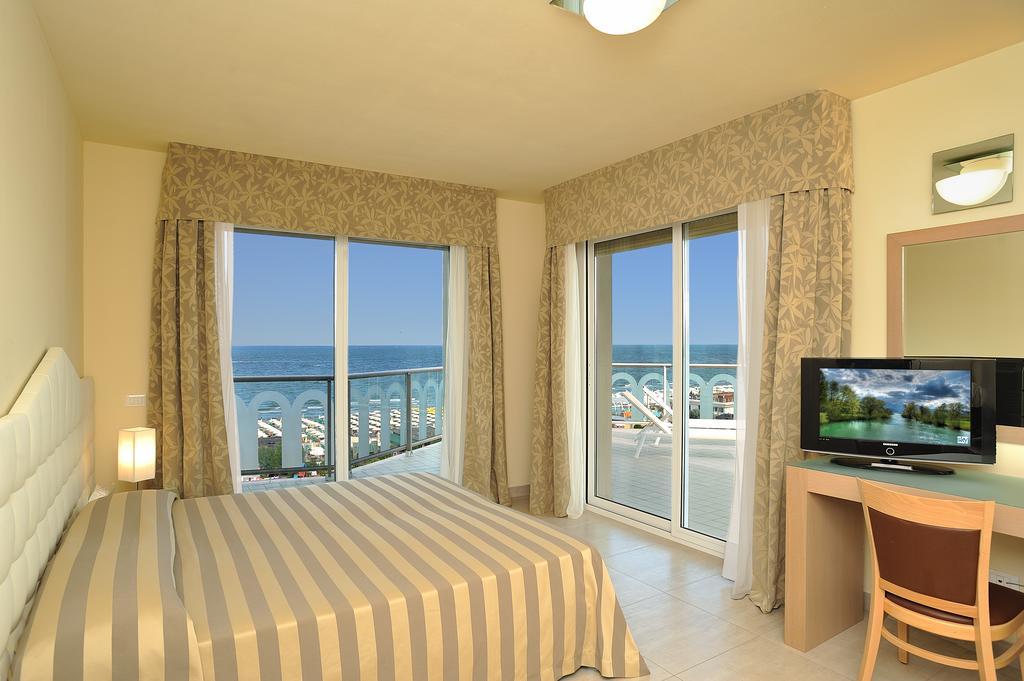 Hotel Adria Milano Marittima Oda fotoğraf