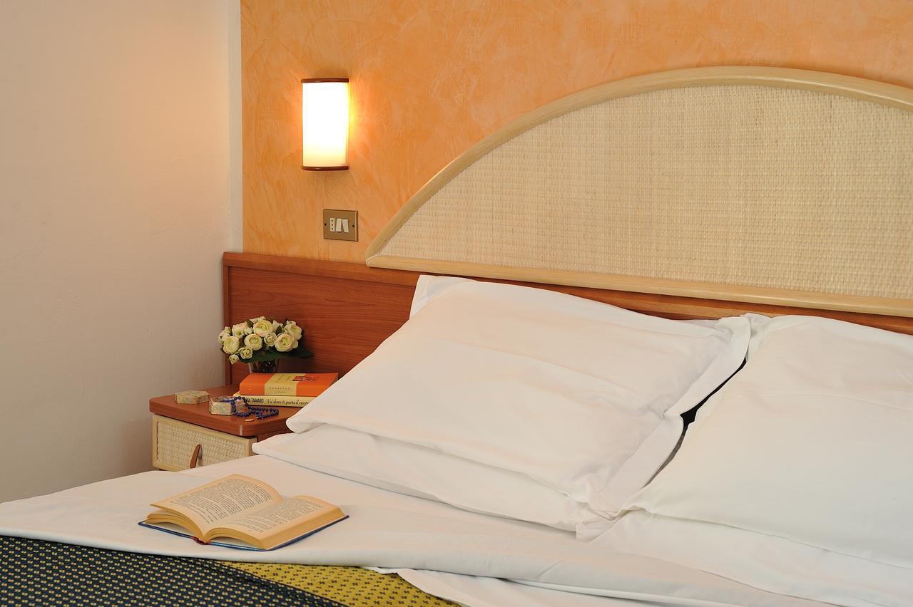Hotel Adria Milano Marittima Dış mekan fotoğraf