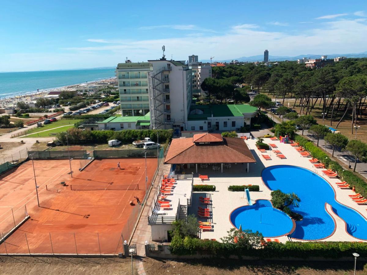 Hotel Adria Milano Marittima Dış mekan fotoğraf